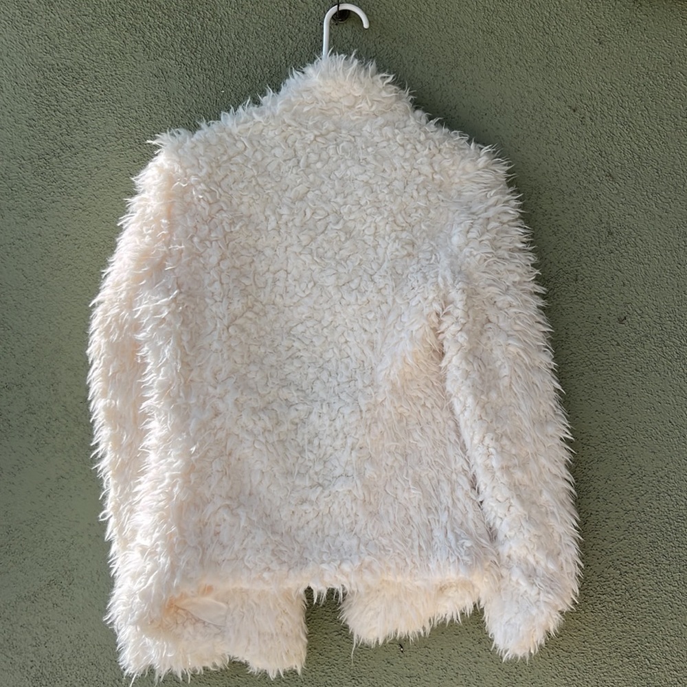 Guess Faux Fur Jacket White - Picture 4 of 4